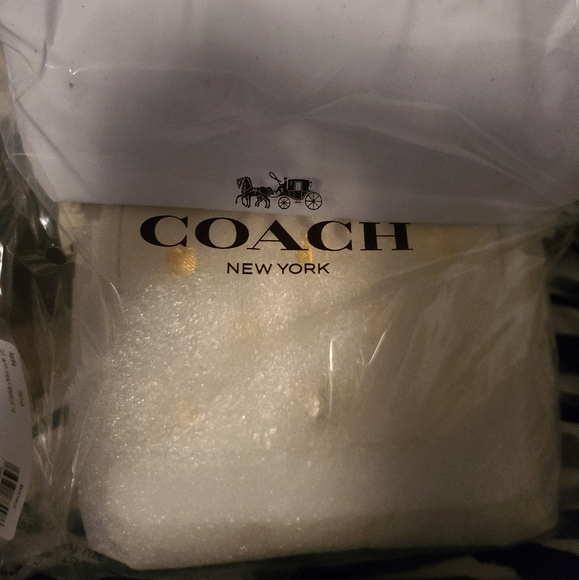 Coach Bags Nwt Coach Apple Crossbody Purse Poshmark